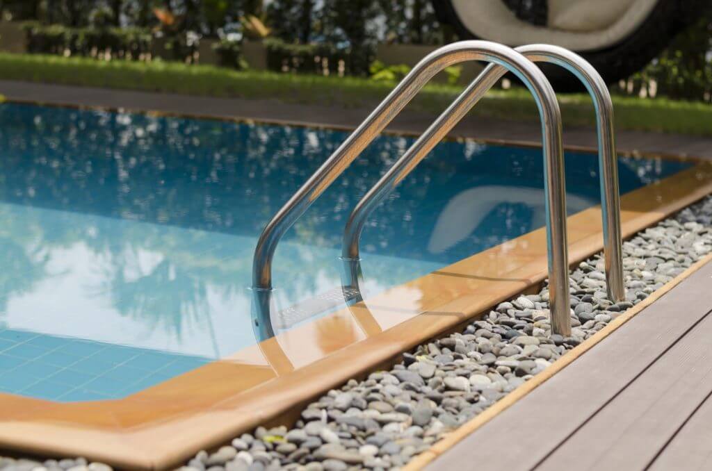 pool ladder with steel handle